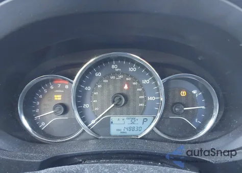 2015 Toyota Corolla Le z USA, uszkodzony, nr VIN 5YFBURHE1FP364847